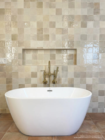 Cloé 5" x 5" Glossy Ceramic Tile in Creme