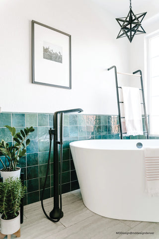 Cloé 5" x 5" Glossy Ceramic Tile in Green