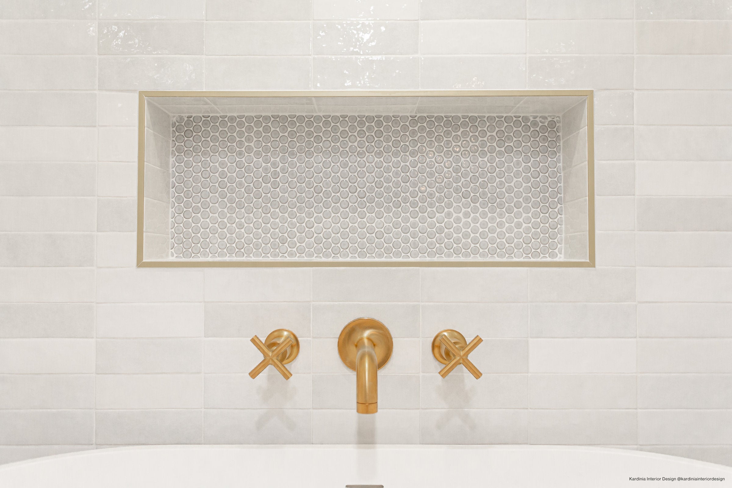 Bedrosians 360 3/4" x 3/4" Penny Round Glossy Mosaic Tile in Dove Grey | Item Code DEC360DOG34G