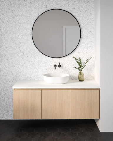 Monet Honed Marble Mosaic 5 Tile in White Carrara