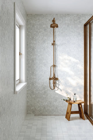 Monet Honed Marble Mosaic 2 Tile in Oriental White